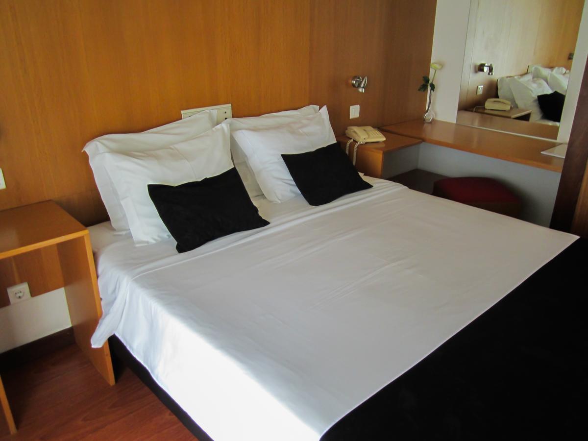 Hotel Eco Salvador Geres Zewnętrze zdjęcie